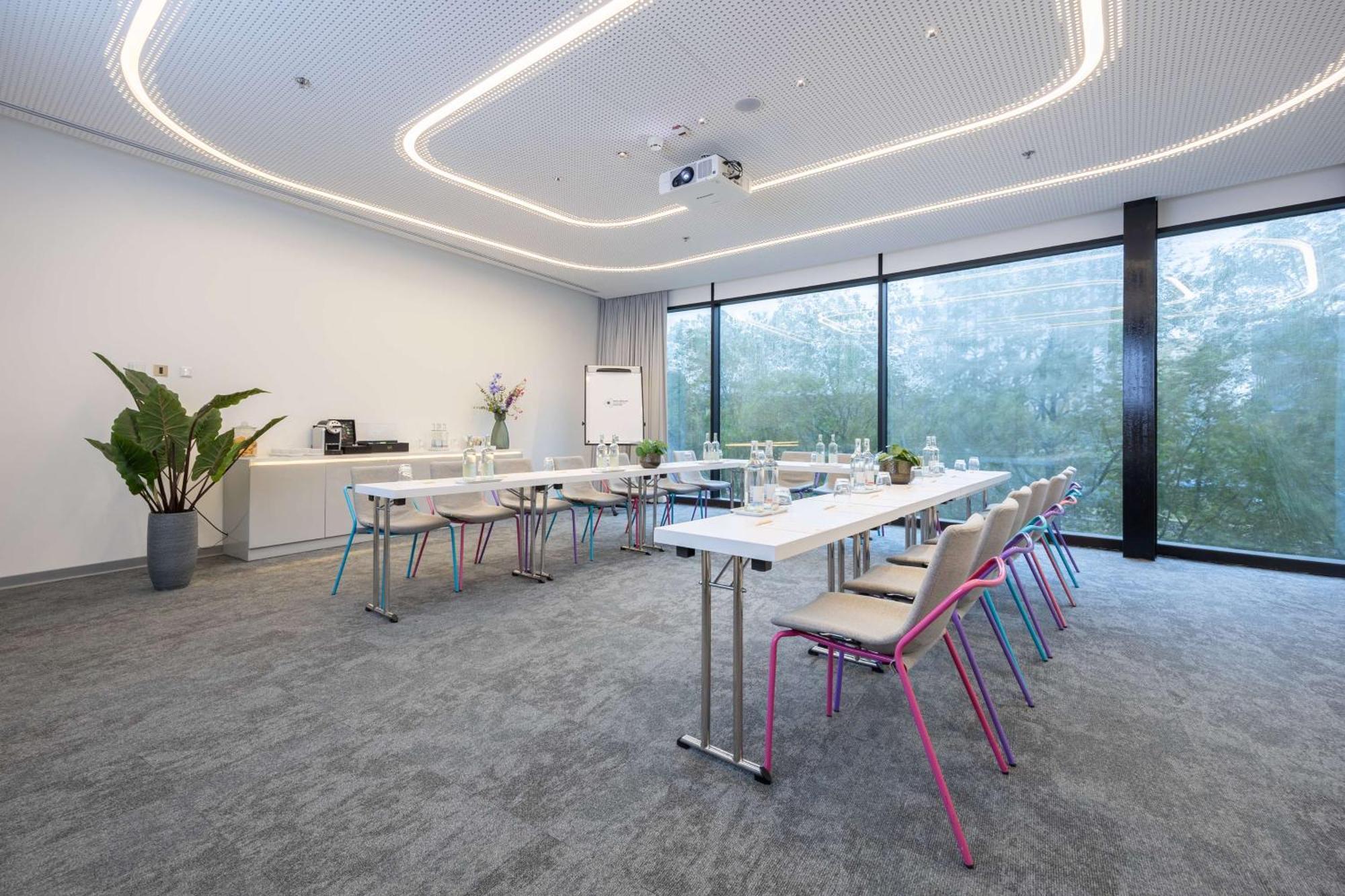 Park Inn By Radisson Amsterdam City West Exterior foto Meeting room