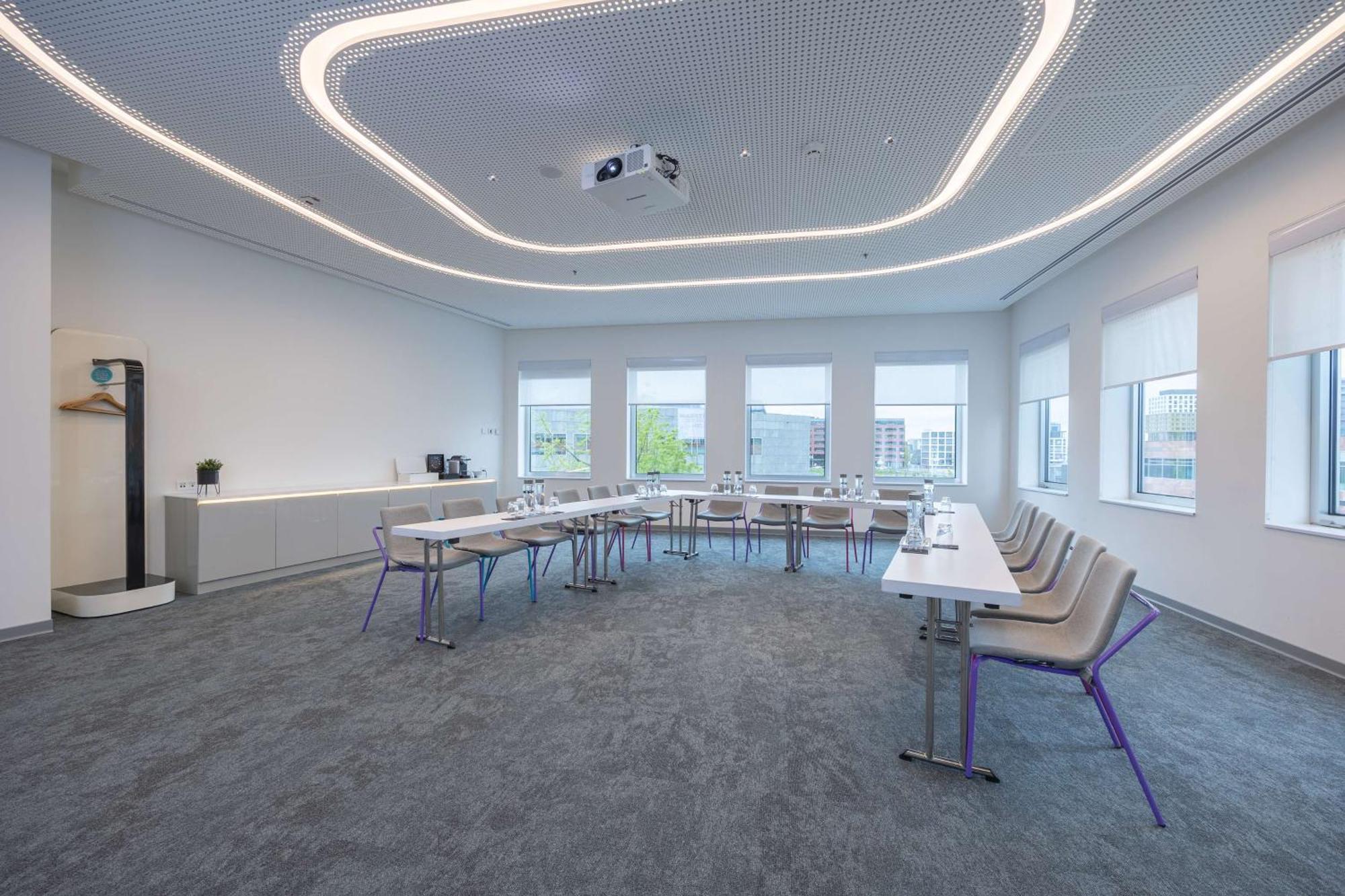 Park Inn By Radisson Amsterdam City West Exterior foto Meeting room